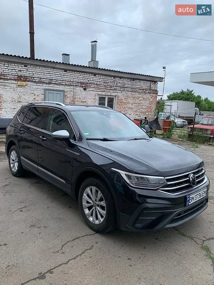 Volkswagen Tiguan 2022 photo 2