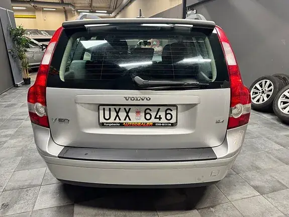 Volvo V50 2004 photo 4