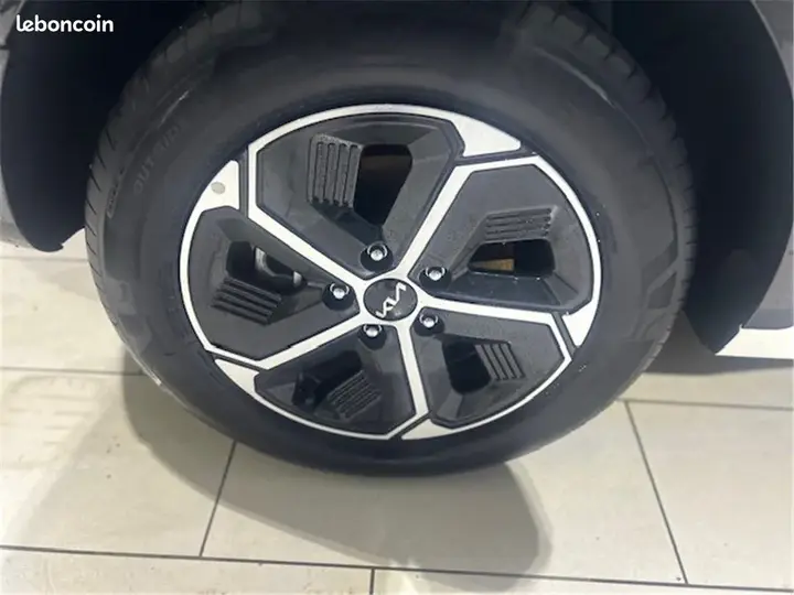 Kia Niro 2024 photo 4