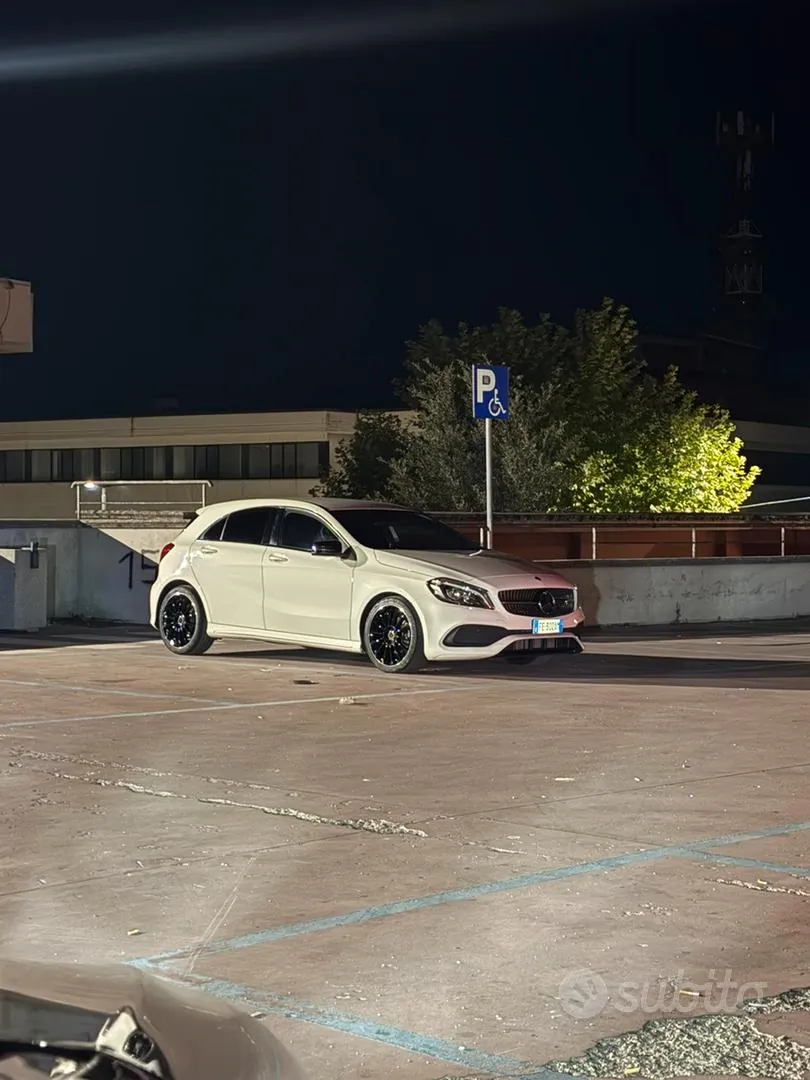 Mercedes-Benz A 2016 photo 4