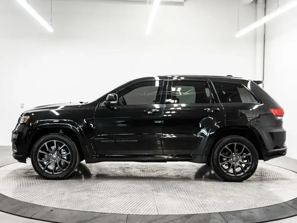 Jeep Grand Cherokee 2021 photo 2