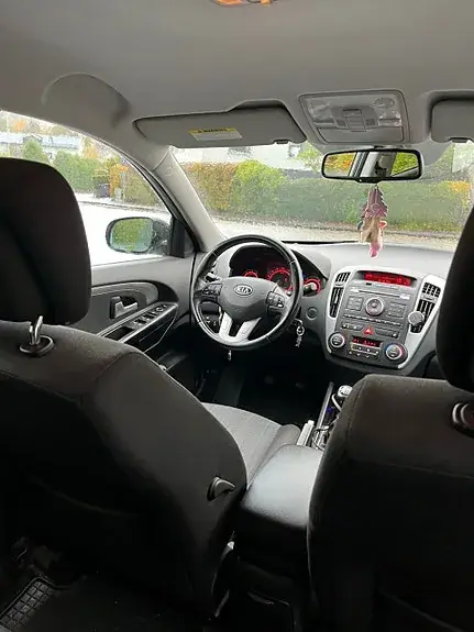 Kia Ceed 2010 photo 5