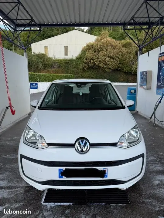 Volkswagen Up