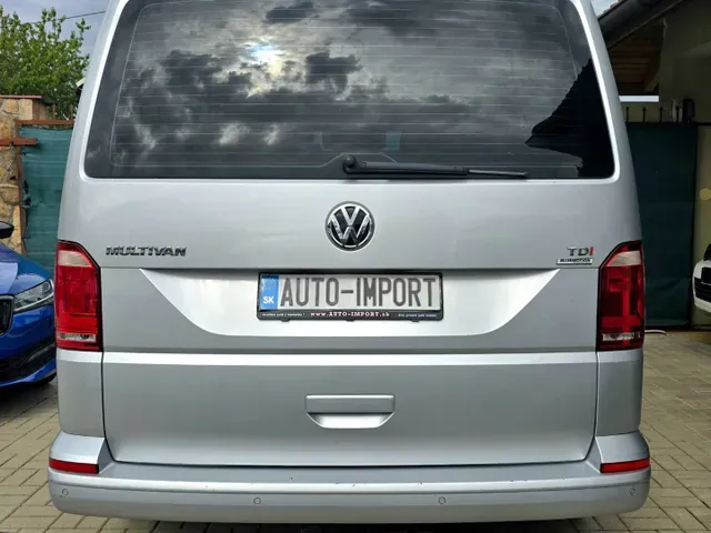 Volkswagen T6 Multivan 2016 photo 2