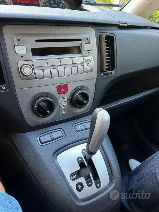 Lancia Musa 2010 photo 5