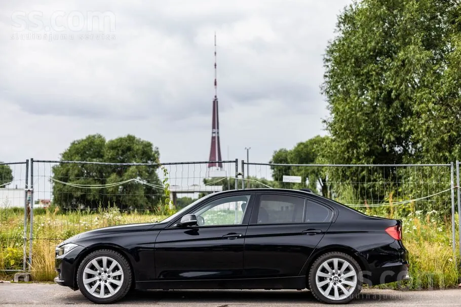 BMW 316D 2013 photo 4
