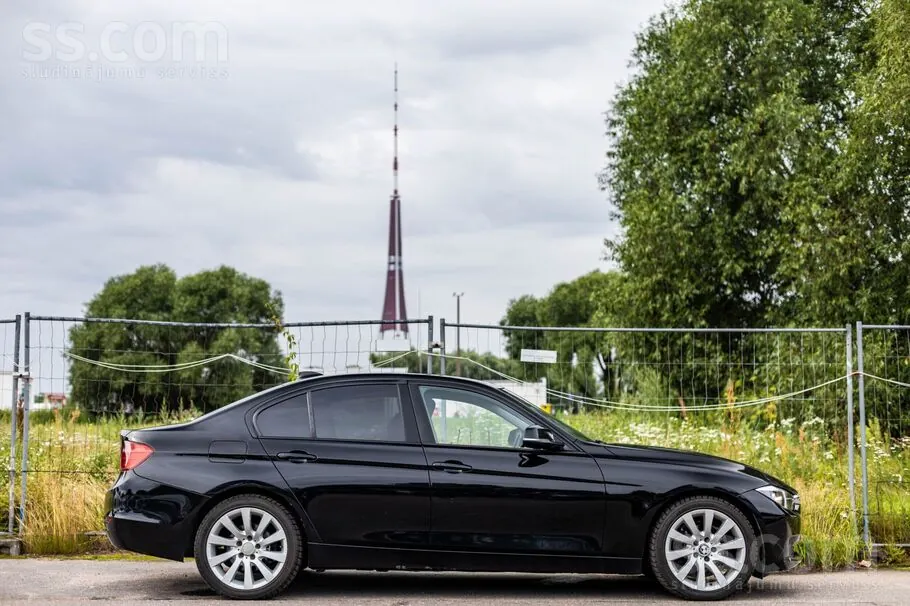 BMW 316D 2013 photo 5
