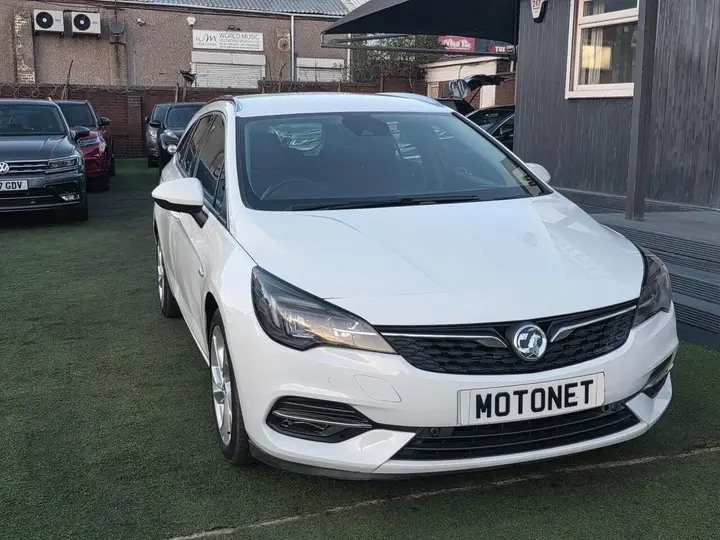 Vauxhall Astra 2021 photo 4