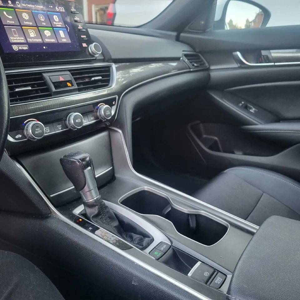 Honda Accord 2020 photo 4