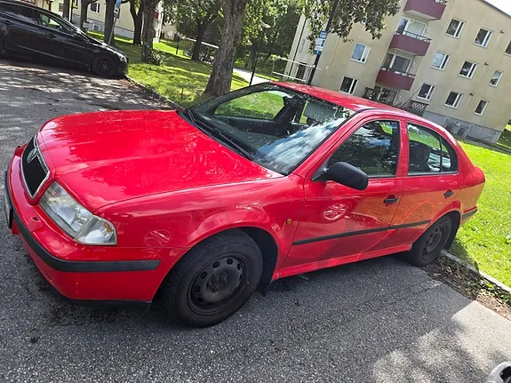 Skoda Octavia 1999 photo 2