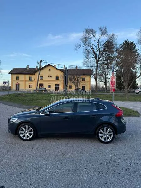 Volvo V40 2016 photo 5
