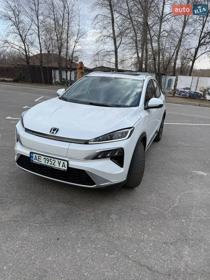Honda M-Nv
