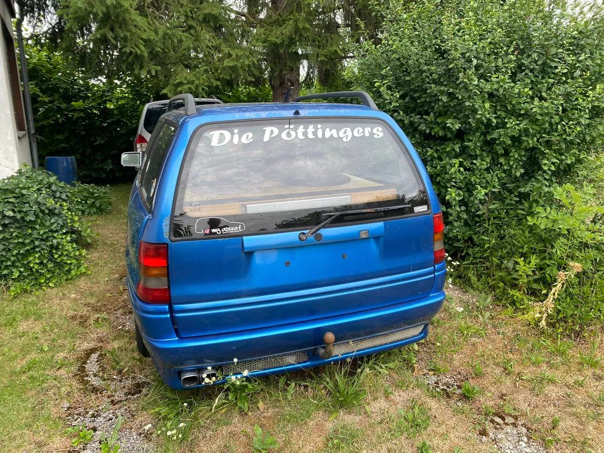 Opel Astra 1995 photo 3