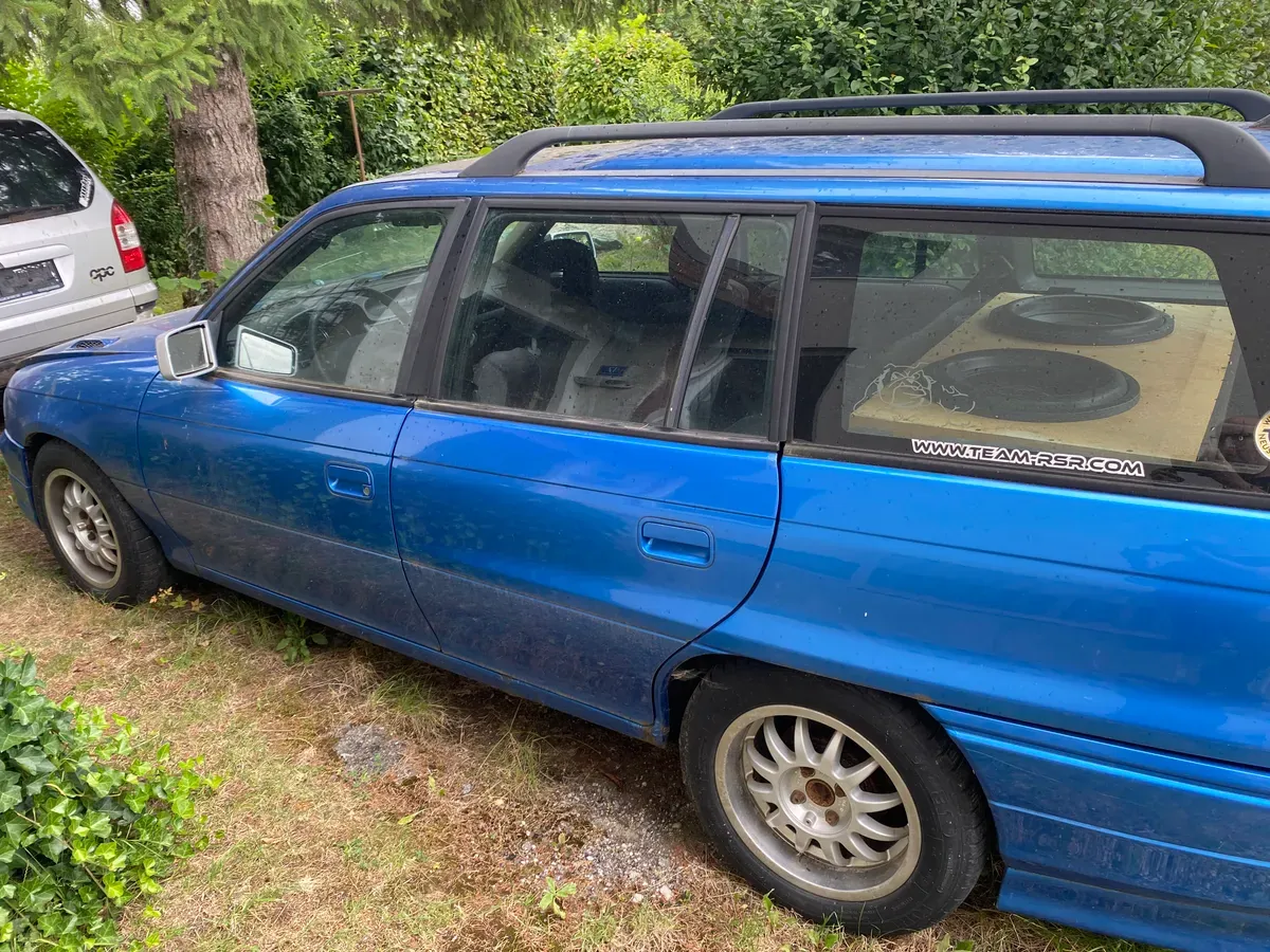 Opel Astra 1995 photo 2