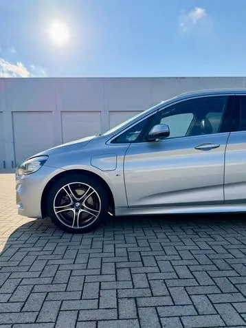 BMW 225Xe Active Tourer 2016 photo 3