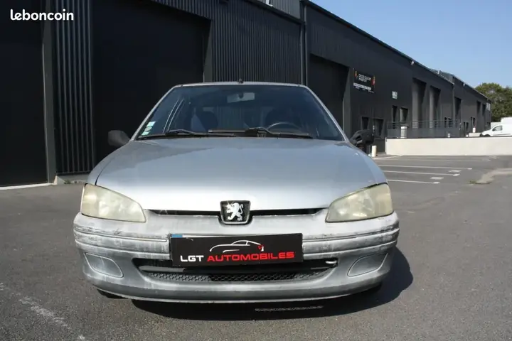 Peugeot 106 2000 photo 4
