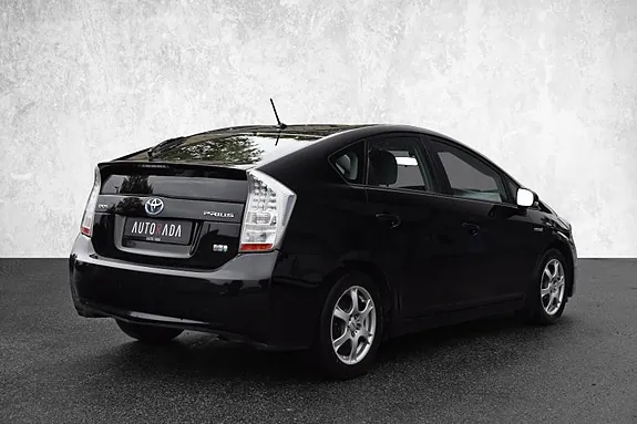 Toyota Prius 2010 photo 3