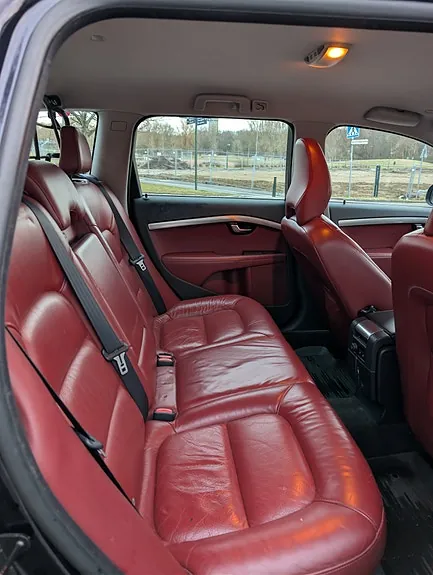 Volvo V70 2011 photo 4