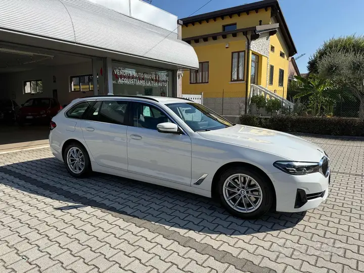 BMW 520D 2021 photo 4
