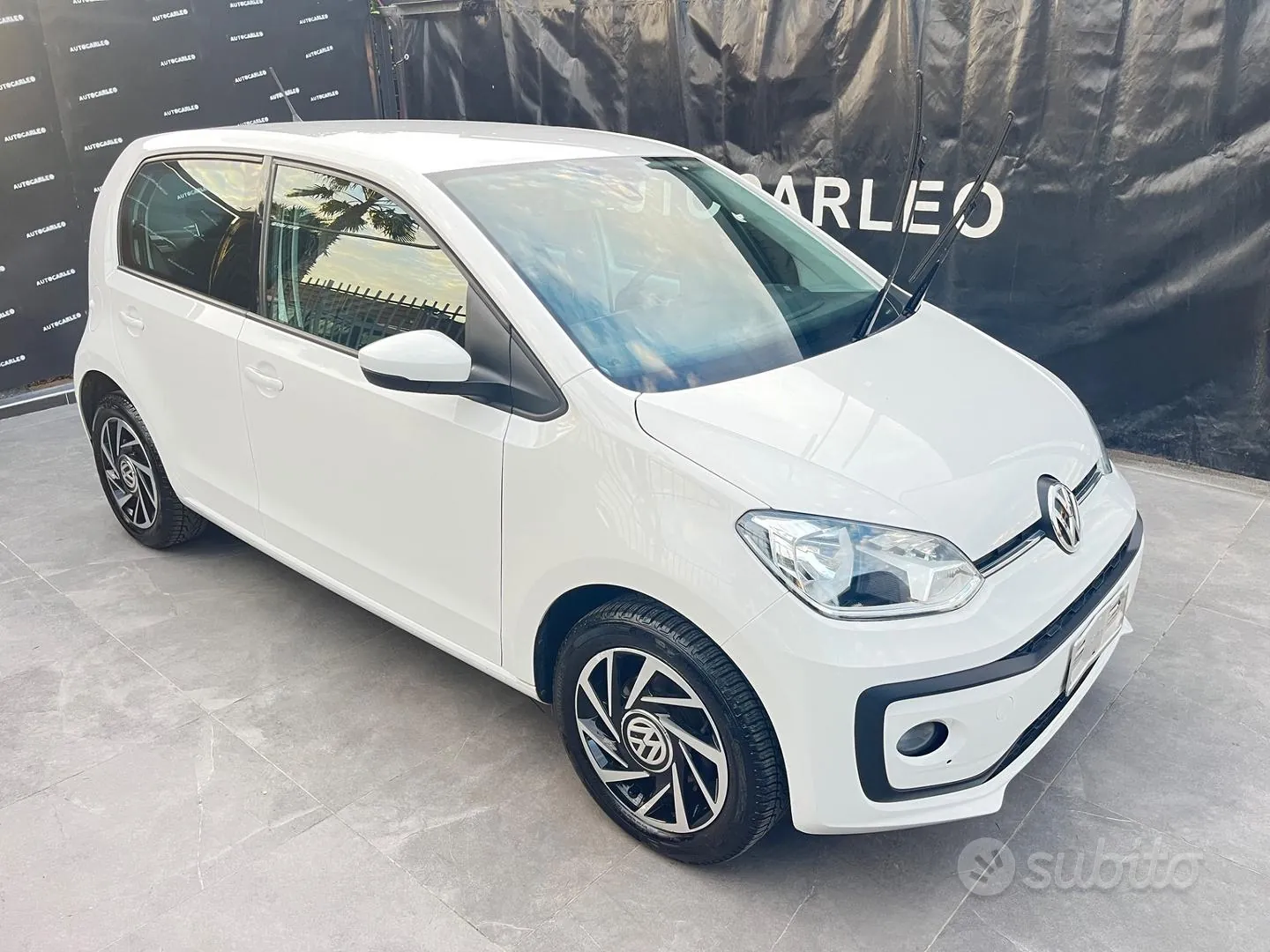Volkswagen Up 2019 photo 3