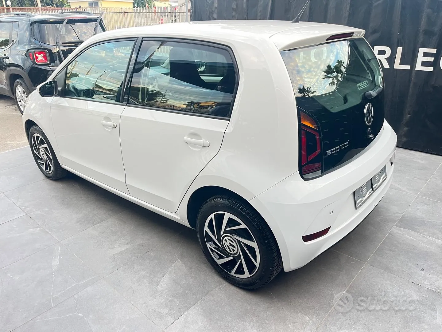 Volkswagen Up 2019 photo 5
