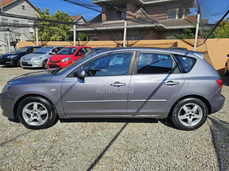 Mazda 3 2004 photo 4