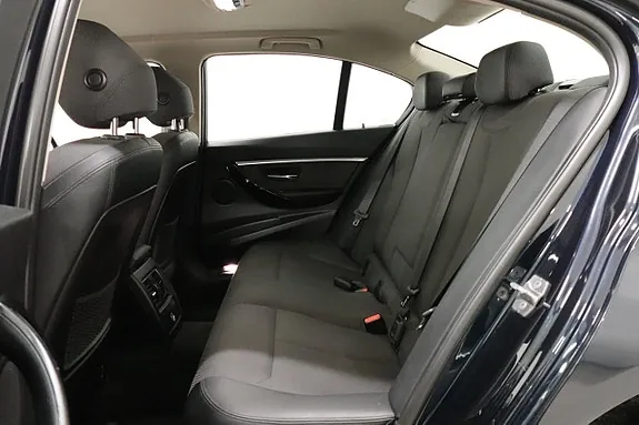 BMW 320 2016 photo 5