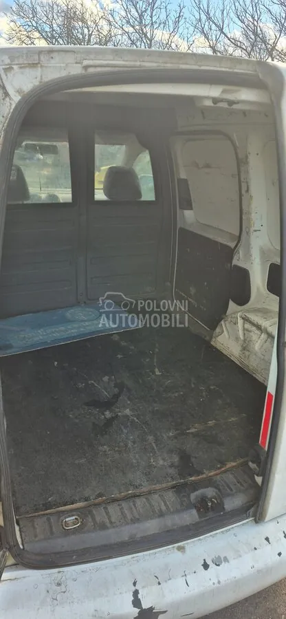 Volkswagen Caddy 2011 photo 3