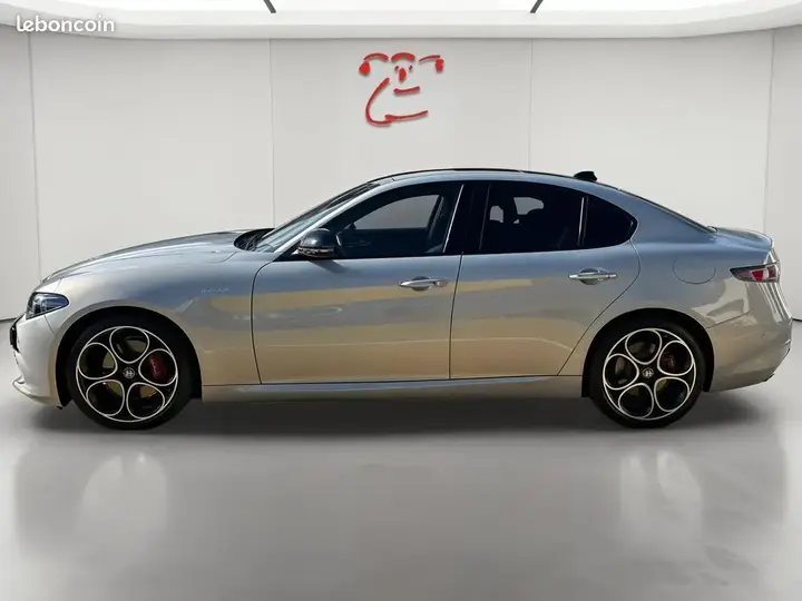 Alfa Romeo Giulia 2026 photo 2