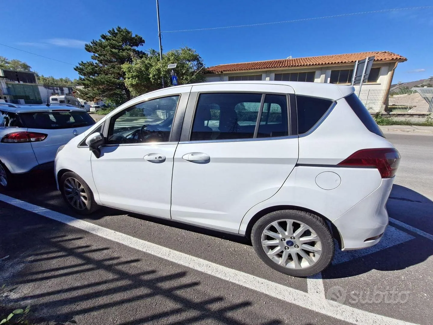 Ford B-Max 2014 photo 2