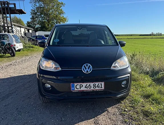 Volkswagen Up 2018 photo 2