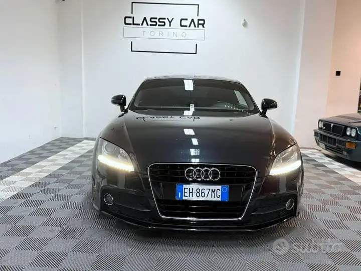 Audi Tt 2011 photo 4
