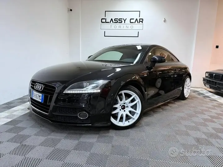Audi Tt 2011 photo 2