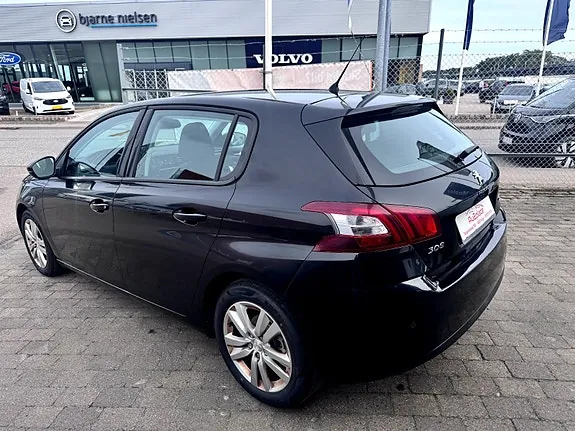 Peugeot 308 2016 photo 2