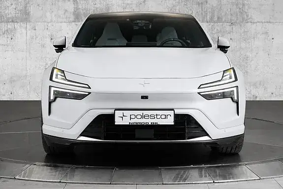 Polestar 4 2025 photo 2
