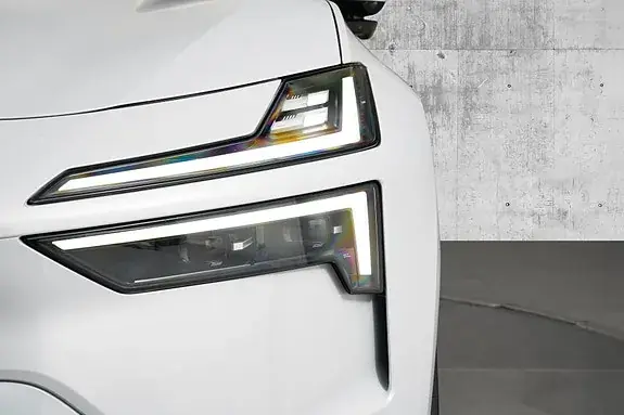Polestar 4 2025 photo 3