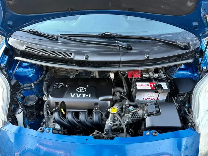 Toyota Yaris 2007 photo 2
