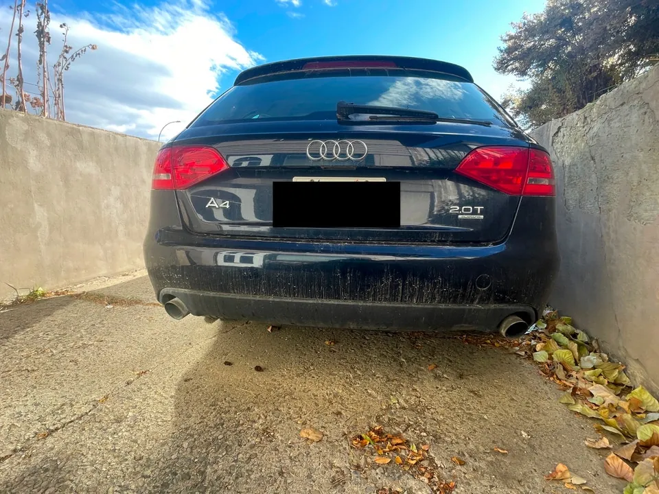 Audi A4 2010 photo 3