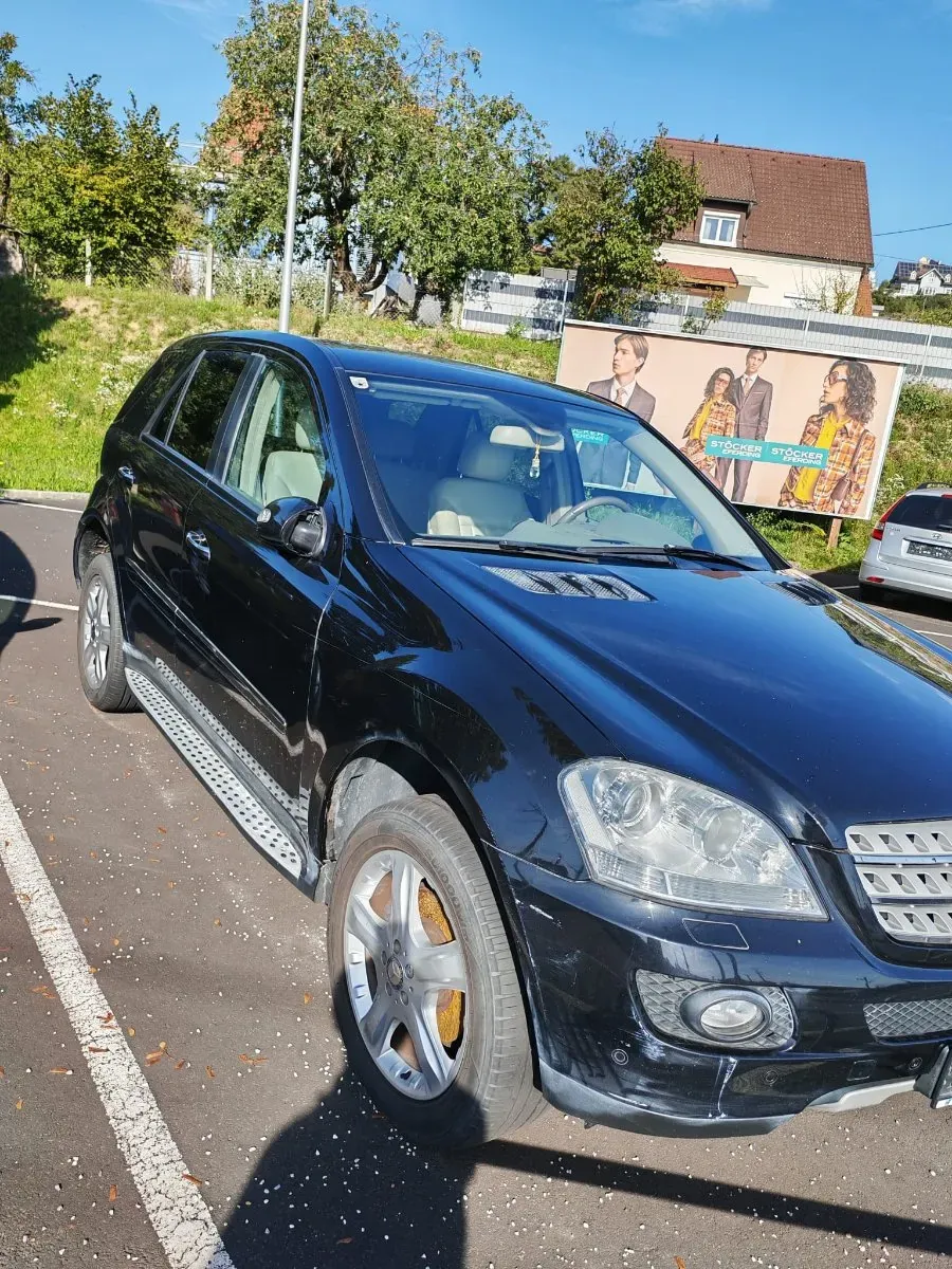 Mercedes-Benz M-Class 2008 photo 2