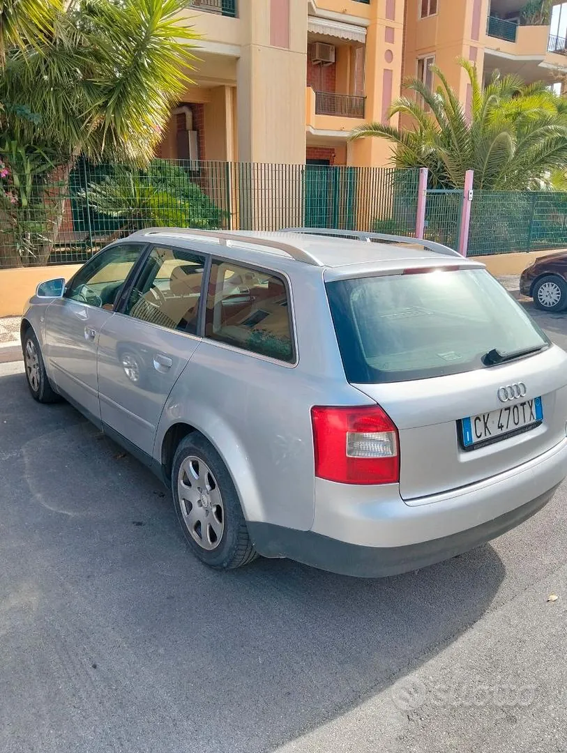 Audi A4 2004 photo 3