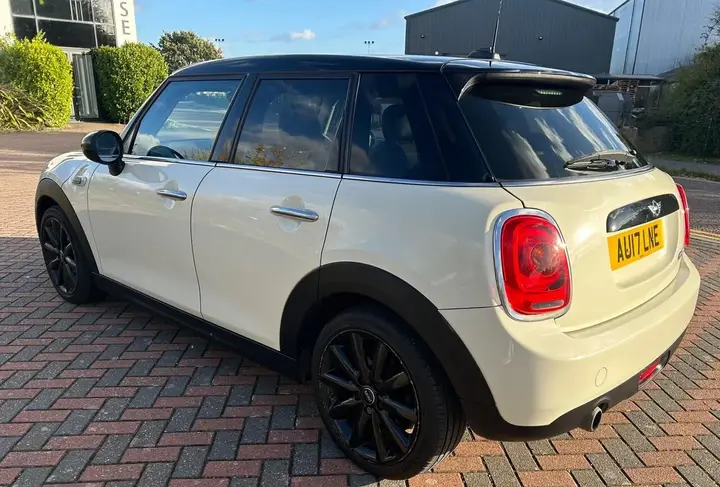 Mini Cooper 2017 photo 2