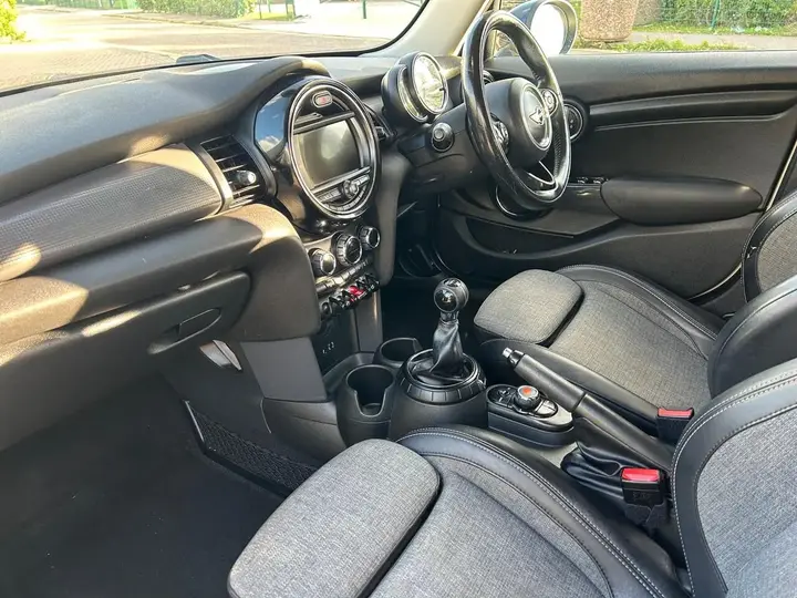 Mini Cooper 2017 photo 5