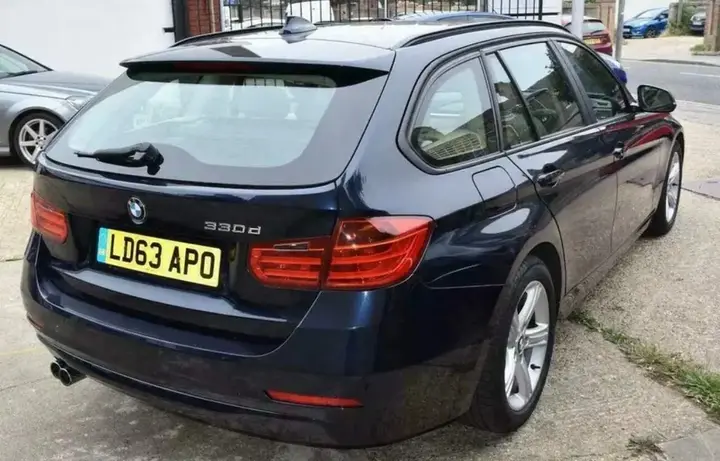 BMW 3 Series 2013 photo 2