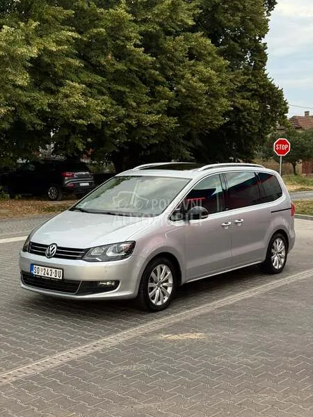 Volkswagen Sharan 2011 photo 2