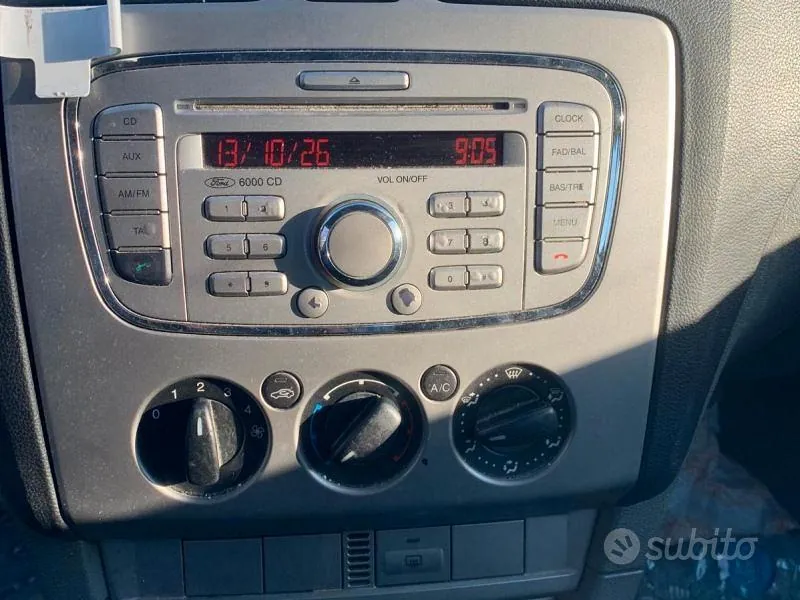 Ford Focus 2009 photo 4