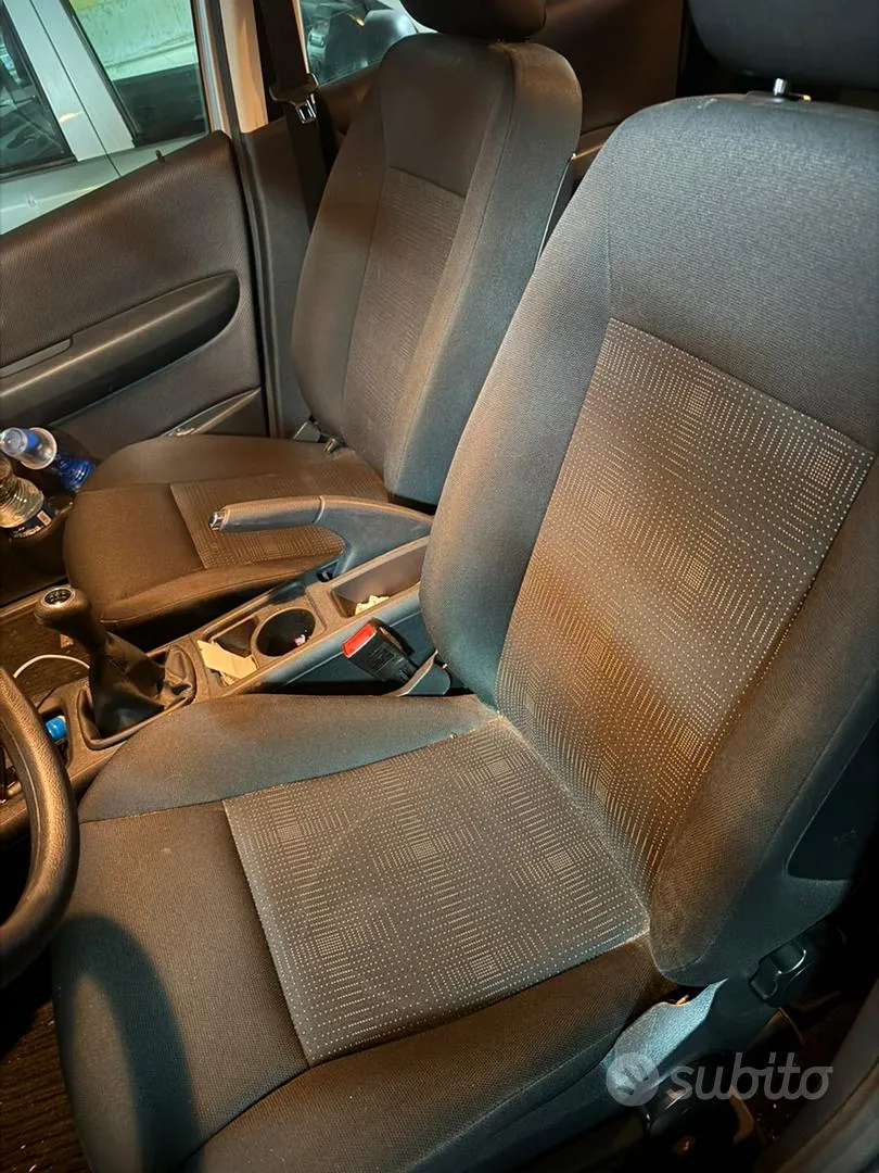 Mercedes-Benz A160 2011 photo 3