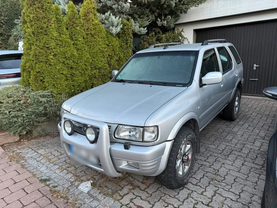 Opel Frontera