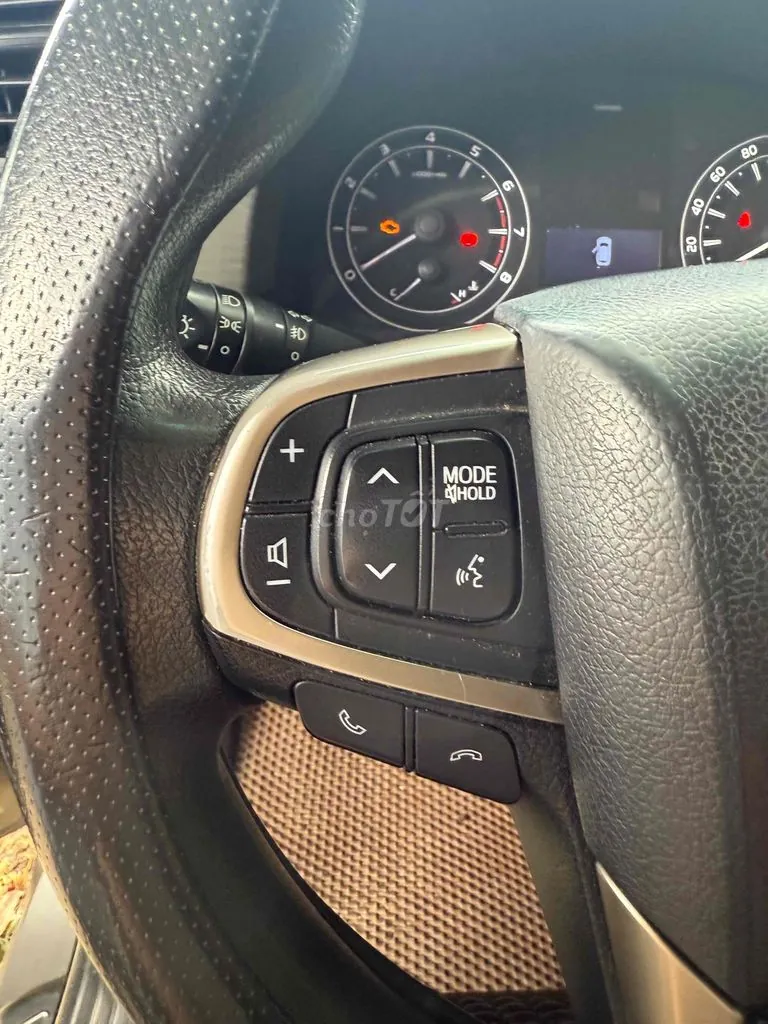 Toyota Innova 2018 photo 5