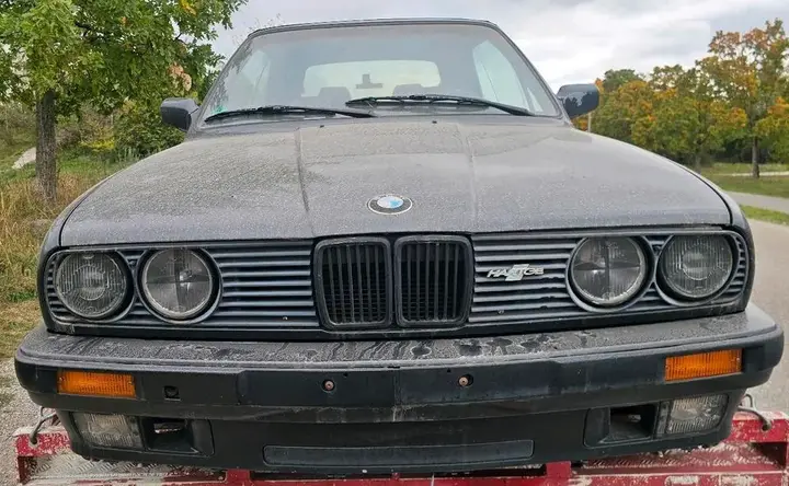 BMW E30