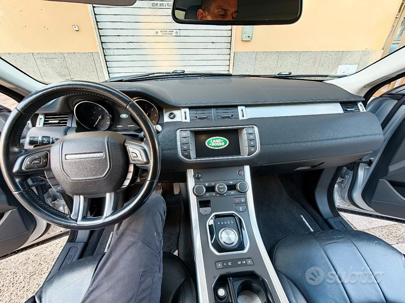 Land Rover Evoque 2018 photo 4